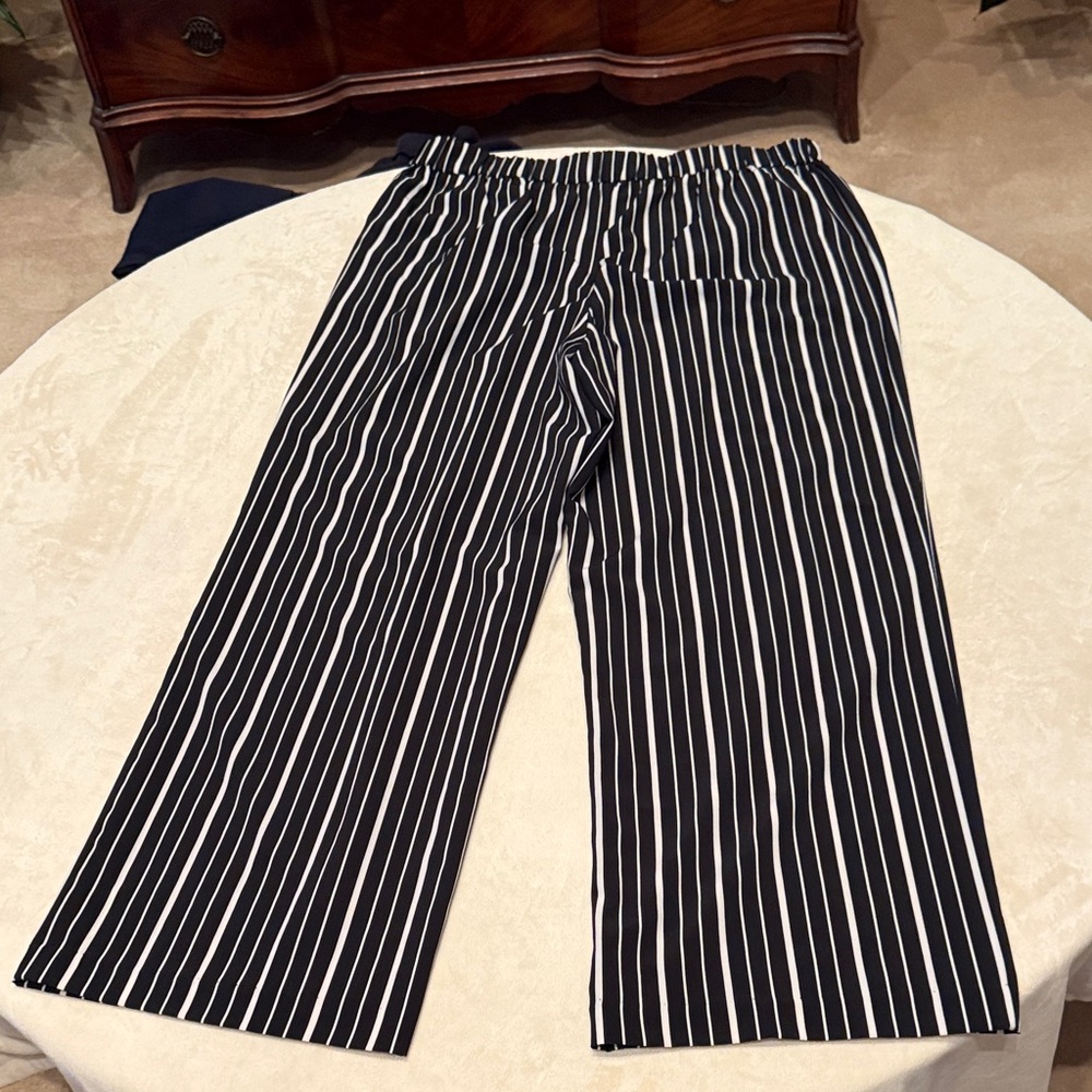 Women’s striped pants
